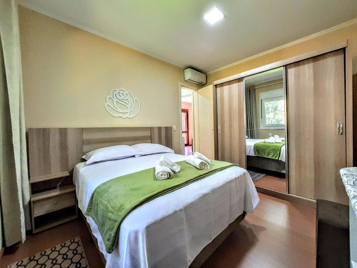 Apartamento Refugio Do Ipe Em Gramado - Proximo Ao Lago Negro Eksteriør billede